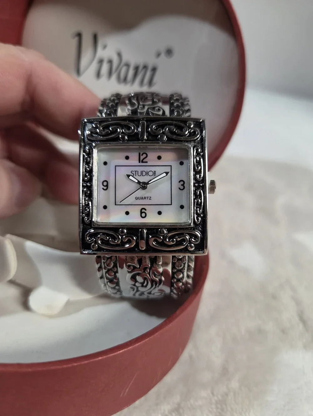 🤍 Studio Silver-Tone Filigree Women's Bracelet Watch - White Dial